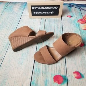 Franco Sarto Mingle wedge sandals size 7.5